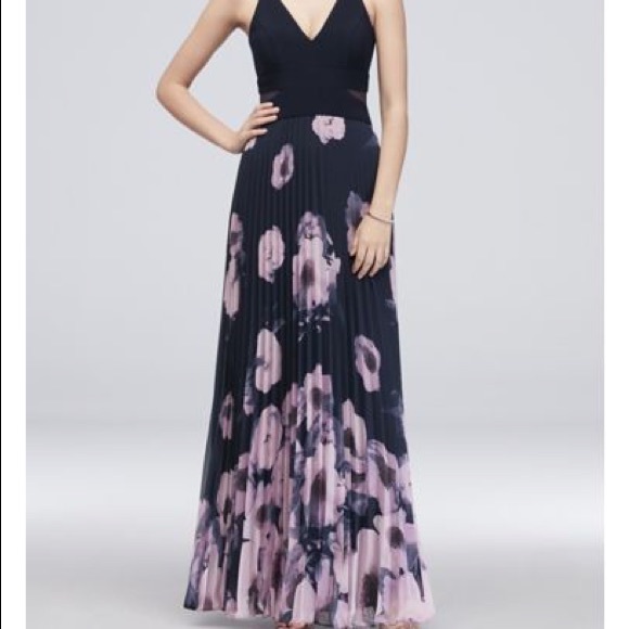 David's Bridal Dresses & Skirts - Pleated flower dress